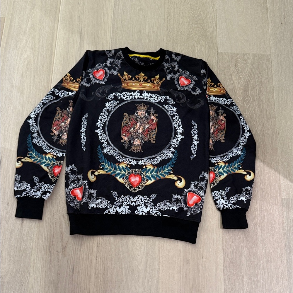 Baroque King Print Sweatshirt | Black Long Sleeve Pullover | Size medium